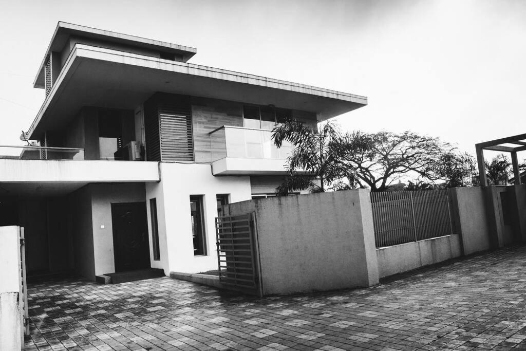 Unit 4 By Red Stone Villas Lonavala Exteriér fotografie